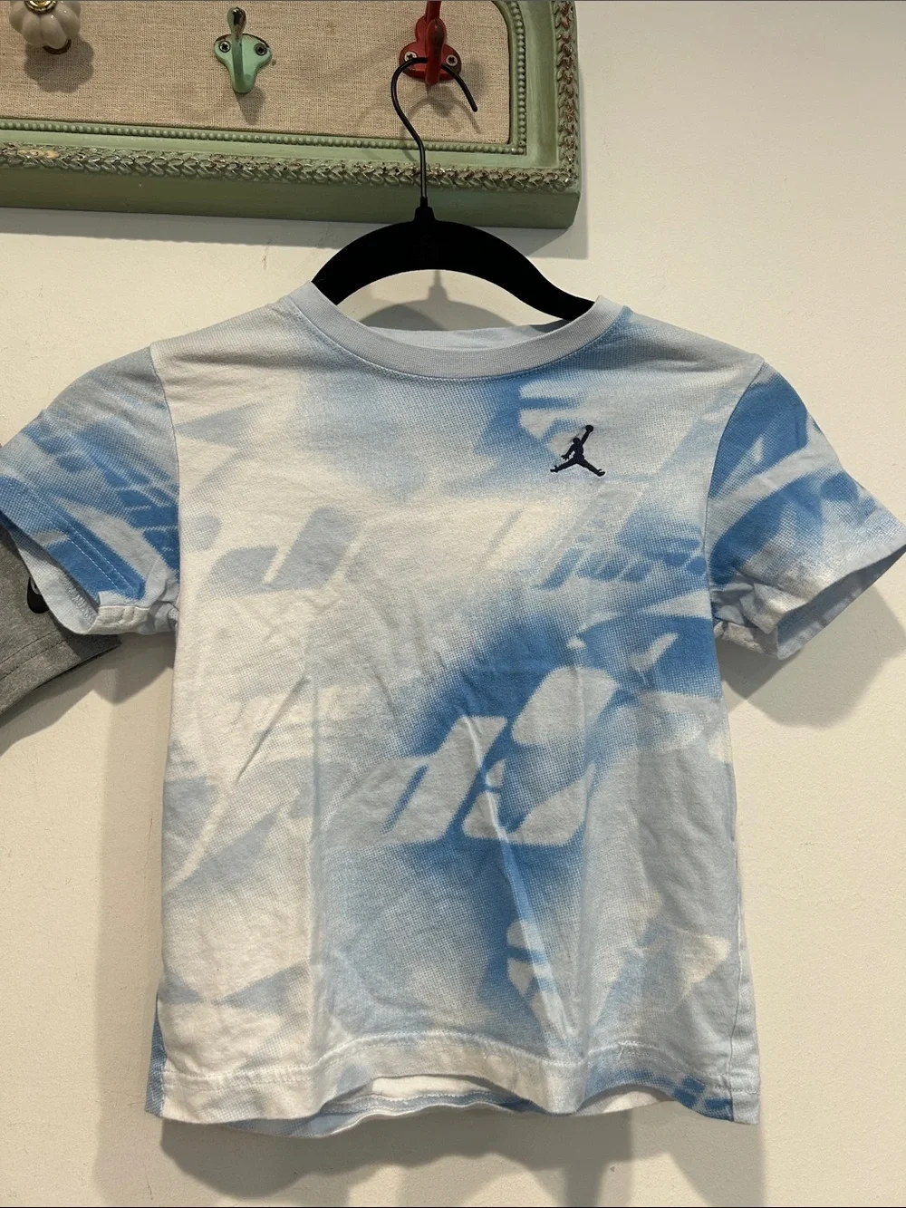 Nike air Jordan short sleeve graphic T-shirt bundle Boys' size 7 kids casual tee